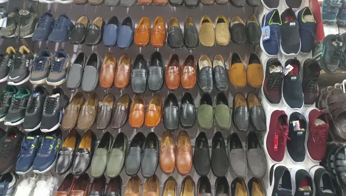 Metro Shoe Mart